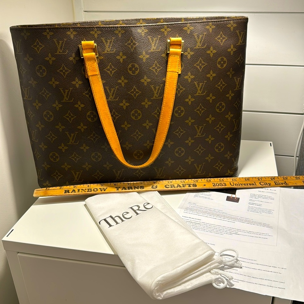 Louis VUITTON Luco Leather Beige Monogram Canvas Tote, Brown (Size, One Size)